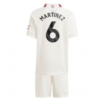 Manchester United Lisandro Martinez #6 Tredje Tröja Barn 2023-24 Kortärmad (+ Korta byxor)